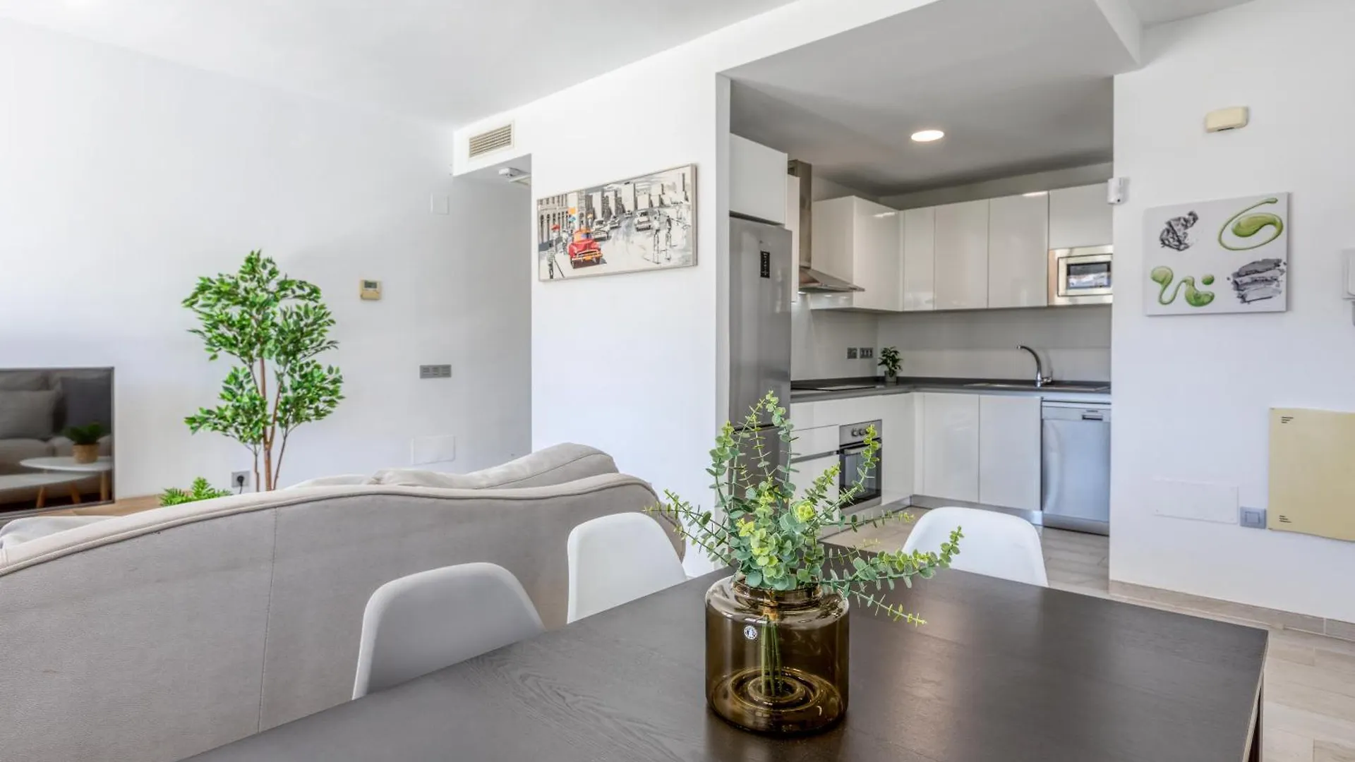 Hanami Arroyo Beach Garden Apartment Estepona Spain