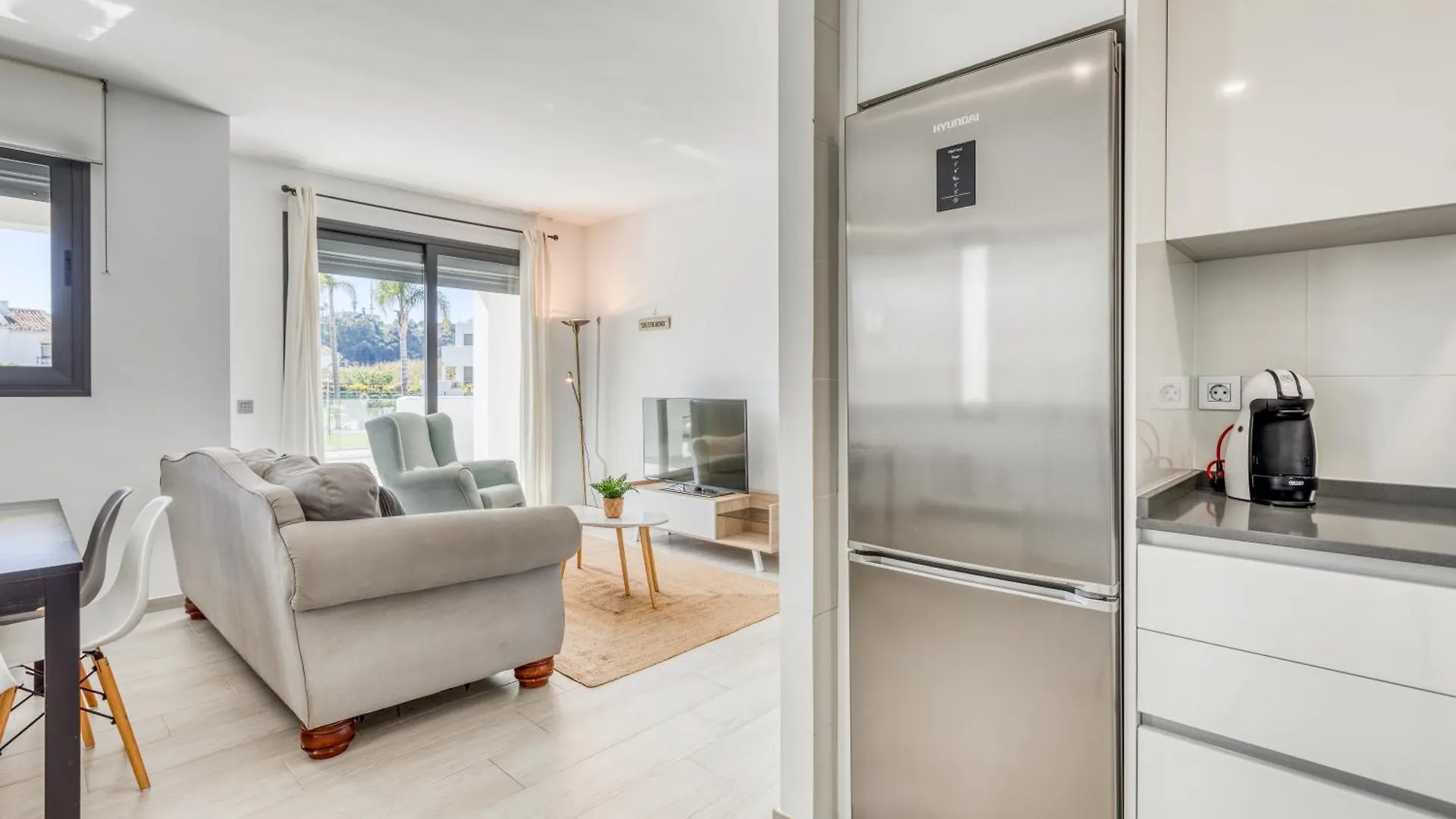 Hanami Arroyo Beach Garden Apartment Estepona