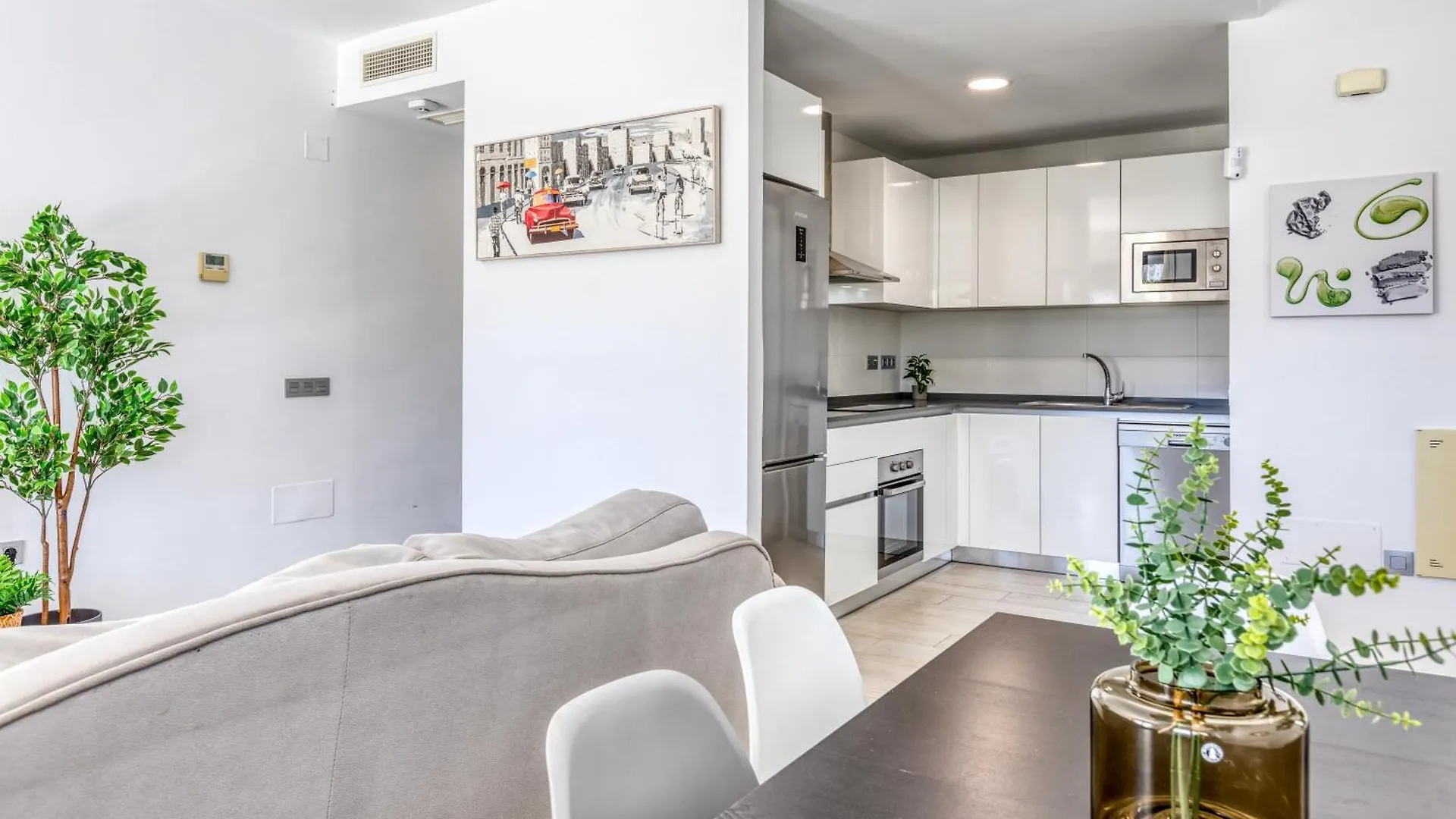 Hanami Arroyo Beach Garden Apartment Estepona